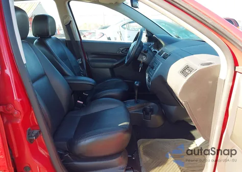 2007 Ford Focus S/Se/Ses из США, поврежденный, VIN 1FAFP37N57W272405